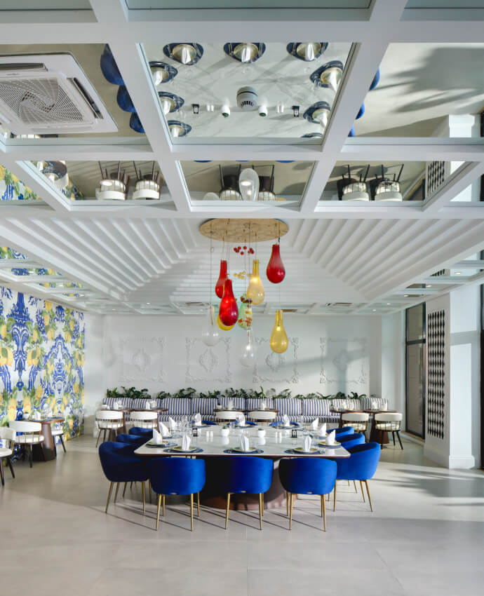 Enter a realm where contemporary culinary genius blends with Italy's classic flavors. Our experts at Italian Cuisine use only the freshest ingredients to create each dish, adhering to traditional traditions while incorporating modern elements. Savor a memorable dinner while feeling the warmth of the Mediterranean.